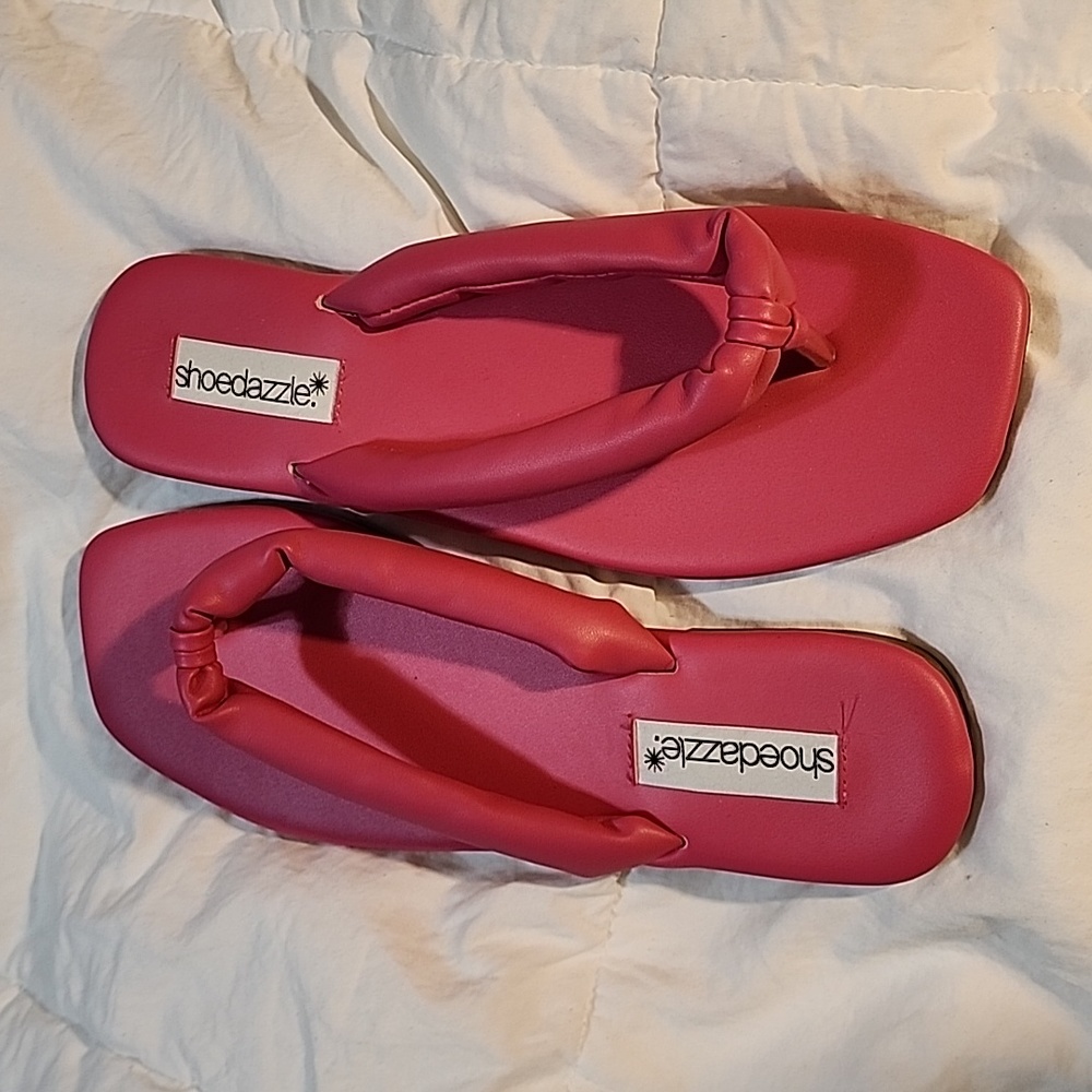 PINK Flip Flops Sz 8.5